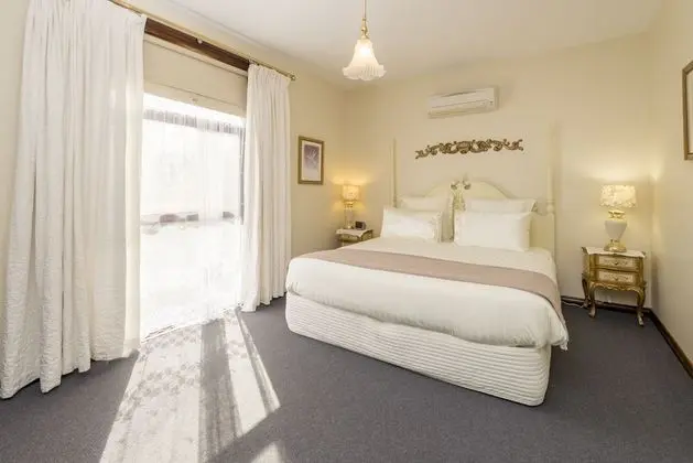 Deluxe Tek Büyük Yataklı Oda (Provence)