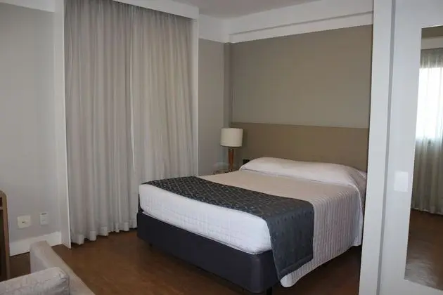 Luxury Tek Büyük Yataklı Oda