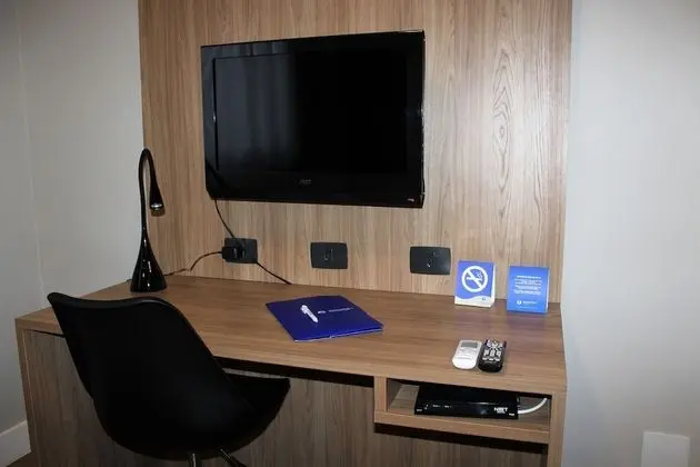 Luxury Tek Büyük Yataklı Oda