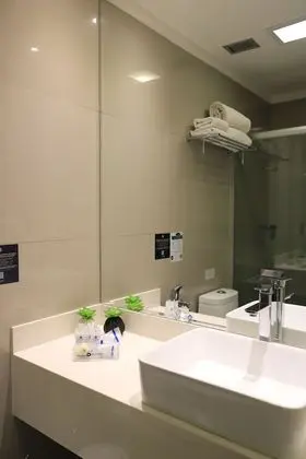 Standard İki Ayrı Yataklı Oda (Standard Twin Double Room)