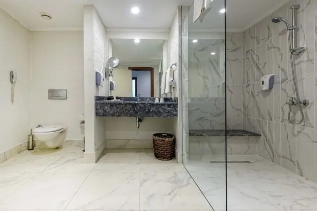 Suite Room