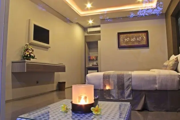 Deluxe Tek Büyük veya İki Ayrı Yataklı Oda