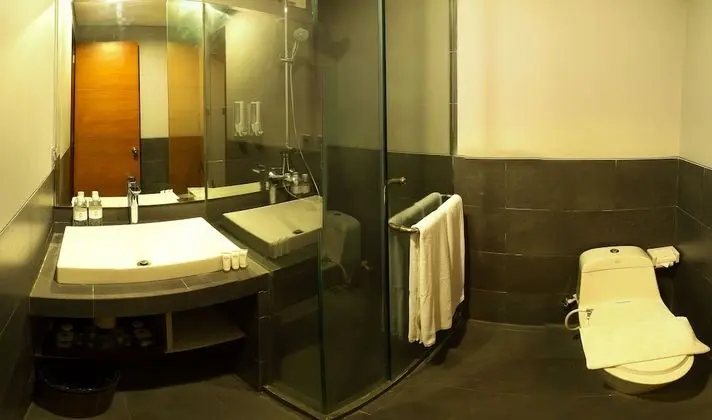 Deluxe Tek Büyük veya İki Ayrı Yataklı Oda