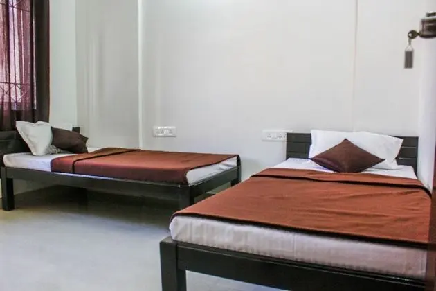 Basic Ortak Ranzalı Oda, Sigara İçilmez, Şehir Manzaralı