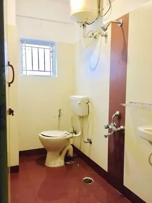 Basic Ortak Ranzalı Oda, Sigara İçilmez, Şehir Manzaralı