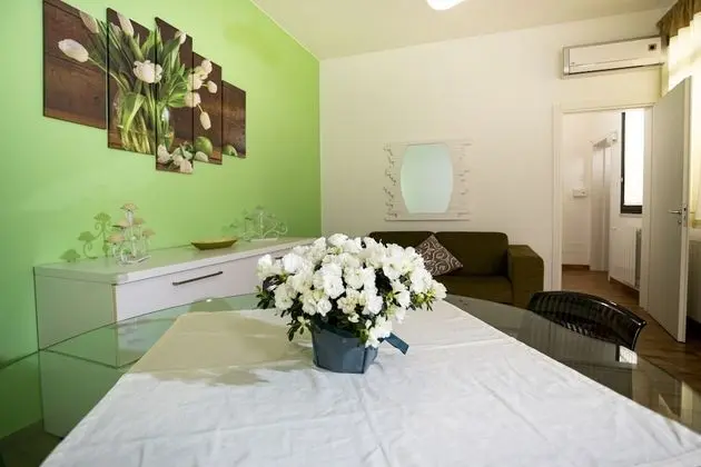 Comfort Apart Daire, 2 Yatak Odası, Mutfak, Kule