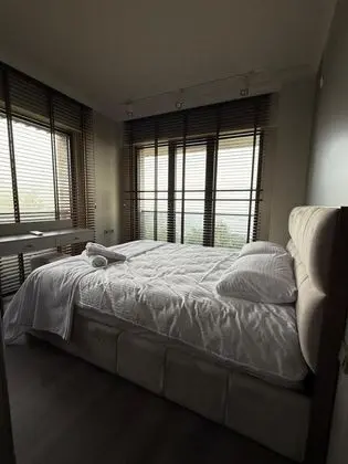 Villa 4+1 Oda-Özel Havuzlu, Doğa Manzaralı, Şömineli