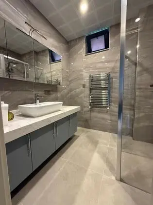 Villa 4+1 Oda-Özel Havuzlu, Doğa Manzaralı, Şömineli