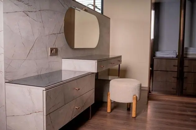Villa 4+1 Oda-Özel Havuzlu, Doğa Manzaralı, Şömineli