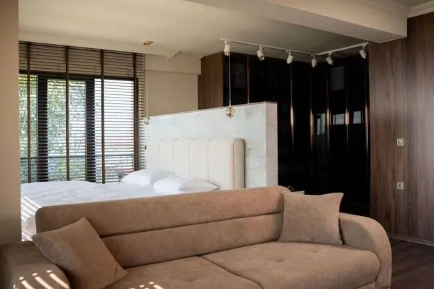 Villa 4+1 Oda-Özel Havuzlu, Doğa Manzaralı, Şömineli