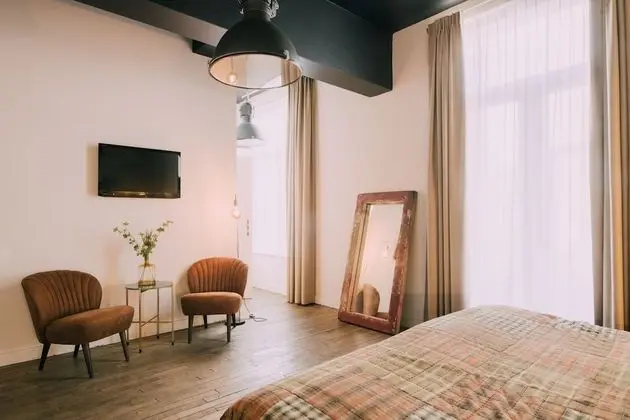 Deluxe Tek Büyük Yataklı Oda