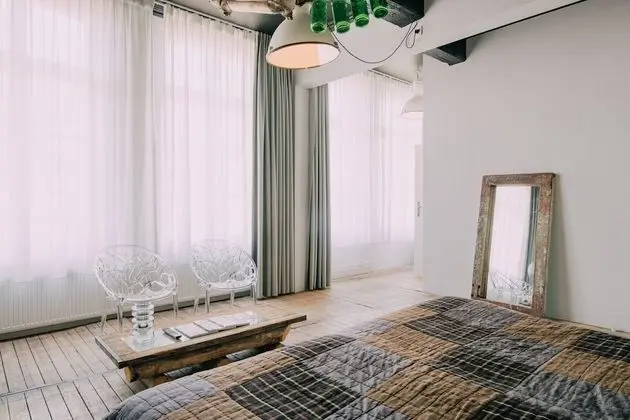 Deluxe Tek Büyük Yataklı Oda