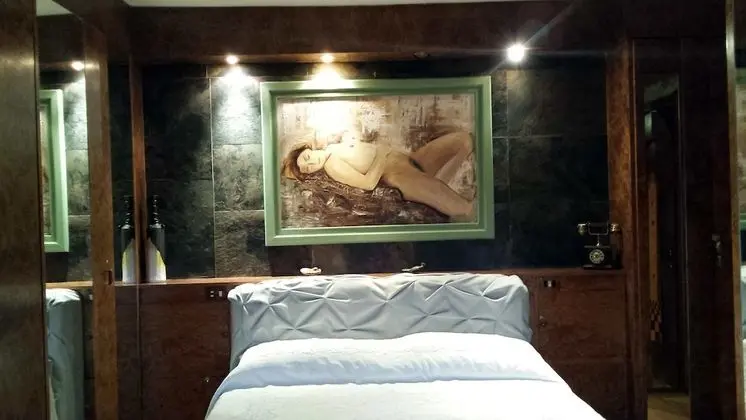 Superior Tek Büyük Yataklı Oda