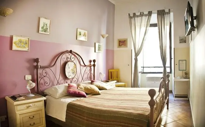Standard Tek Büyük veya İki Ayrı Yataklı Oda, 1 Büyük (Queen) Boy Yatak, Özel Banyo