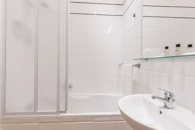 Standard Dört Kişilik Oda