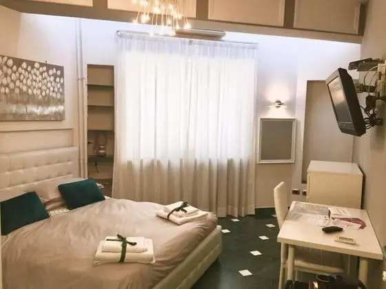 Tek Büyük Yataklı Oda