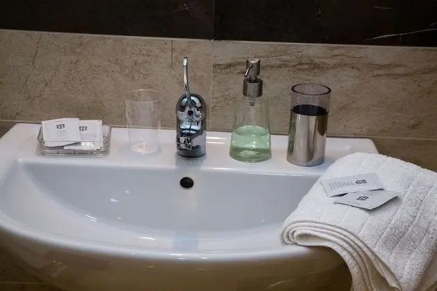 Tek Kişilik Oda, Balkon