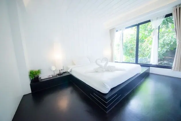 White Suite