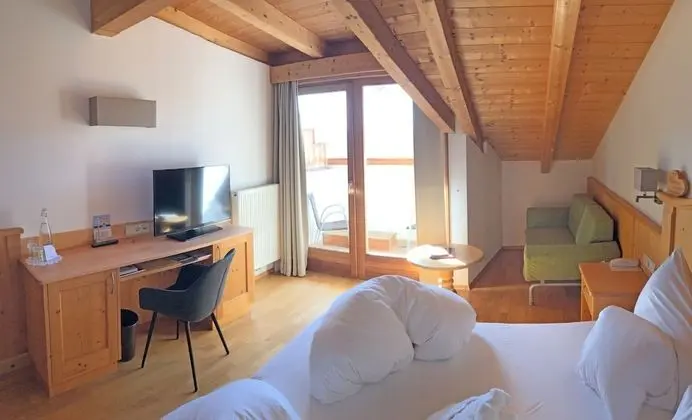 Comfort Tek Büyük Yataklı Oda, Balkon (Almrausch KZA)