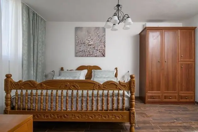 Family Süit, Havuz Kenarı