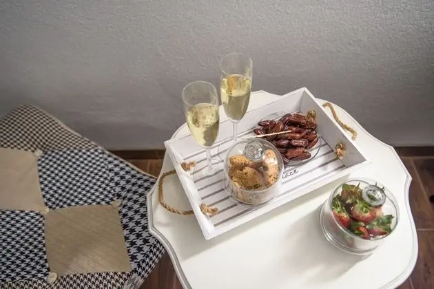 Family Süit, Havuz Kenarı