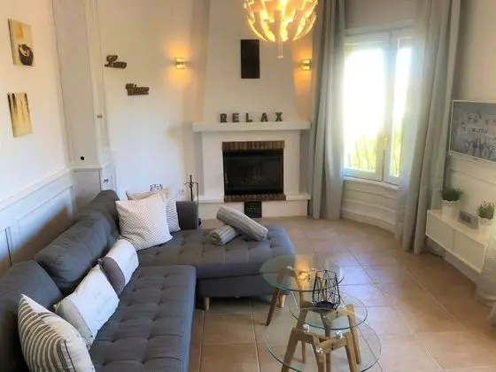 Villa (incl. EUR 120 Cleaning fee)