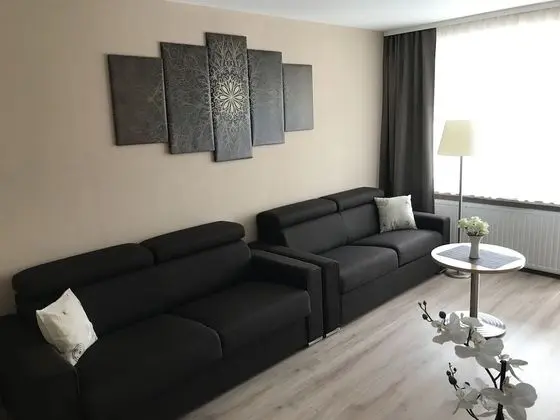 Süit, Nehir Manzaralı