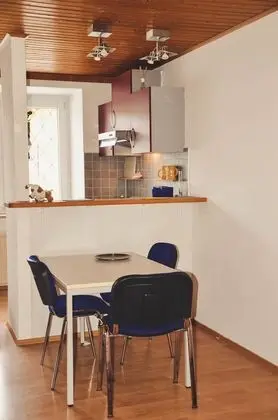 Economy Apart Daire, Avlu Manzaralı