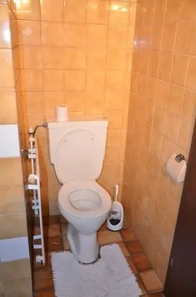 Economy Apart Daire, Avlu Manzaralı