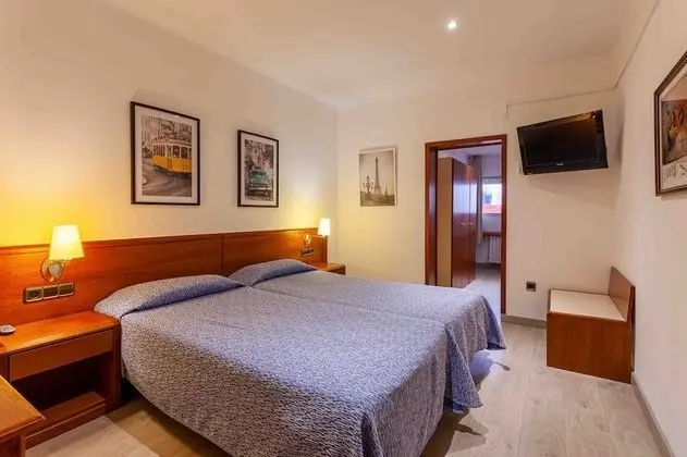 Standard Büyük Yataklı Tek Kişilik Oda