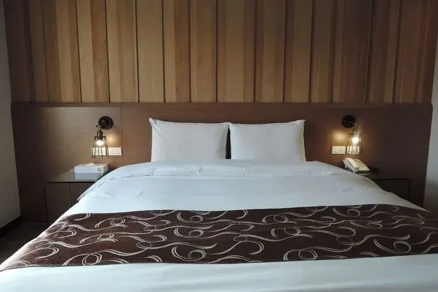 Deluxe Tek Büyük Yataklı Oda, Balkon