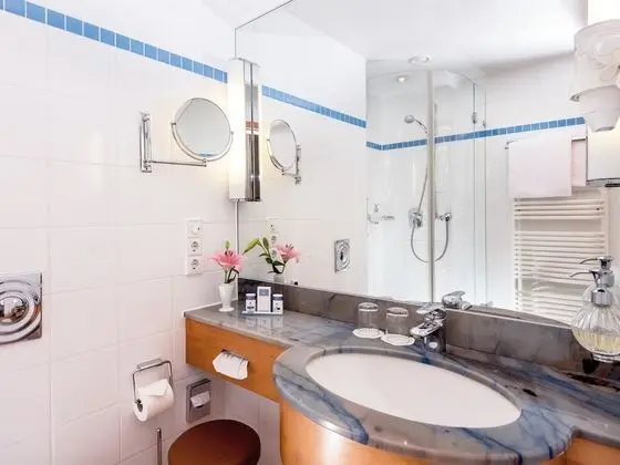 Tek Büyük Yataklı Oda (Panorama)