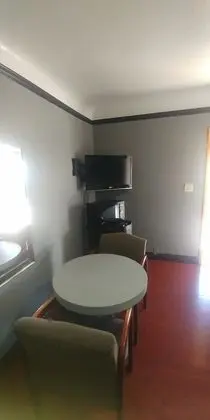 Basic Oda, 1 En Büyük (King) Boy Yatak