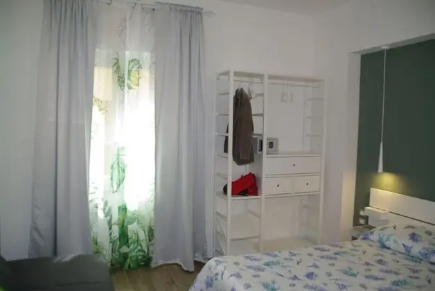 Deluxe Oda, 1 Büyük (Queen) Boy Yatak ve Çekyat (Lerici)