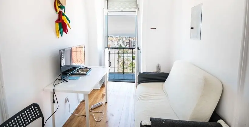 Economy Tek Büyük Yataklı Oda, 1 Çift Kişilik Yatak, Balkon, Nehir Manzaralı