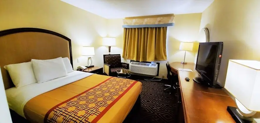 Oda, 1 Büyük (Queen) Boy Yatak, Sigara İçilmez