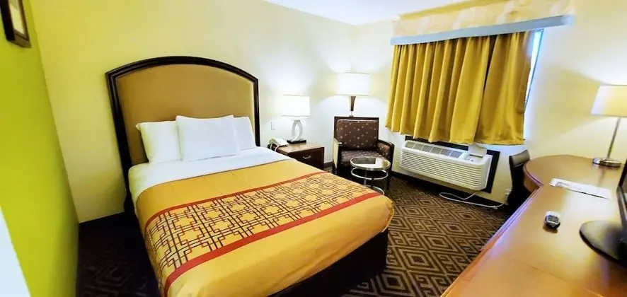 Oda, 1 Büyük (Queen) Boy Yatak, Sigara İçilmez