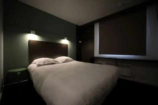 Economy Tek Büyük Yataklı Oda