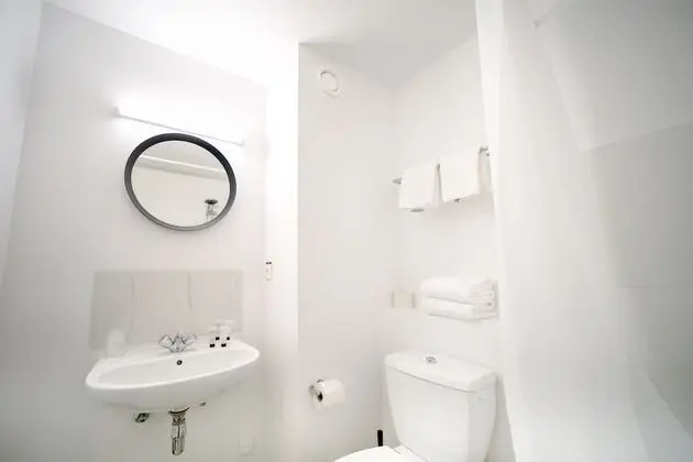 Economy Tek Büyük Yataklı Oda