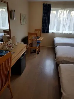 Classic Üç Kişilik Oda (3 Single Beds)