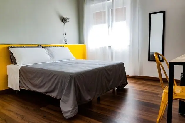 City Tek Büyük veya İki Ayrı Yataklı Oda