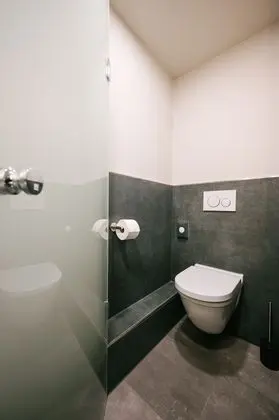 Premium Tek Büyük Yataklı Oda