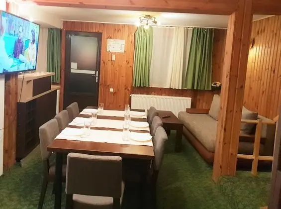 Family Maisonette 4 Bedrooms, Mountain View
