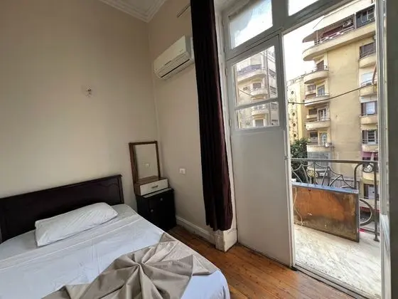 Tek Kişilik Oda, Ortak Banyo