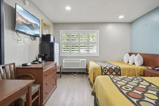 Deluxe Oda, 2 Çift Kişilik Yatak, Sigara İçilmez