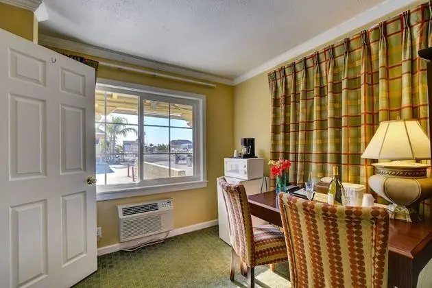 Standard Oda, 1 Büyük (Queen) Boy Yatak, Sigara İçilmez