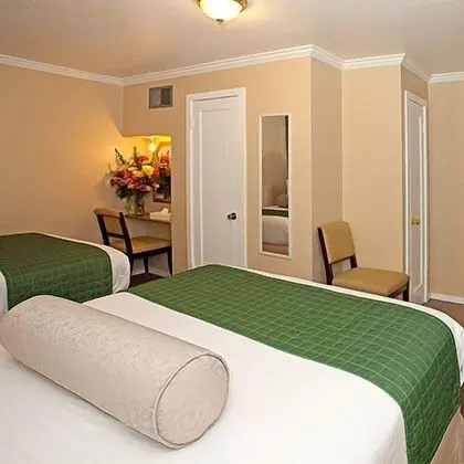 Standard Room, 1 Queen and 1 Double Bed, Non Smoking