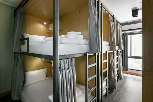 Bed in 6-Bed Mixed Dormitory
