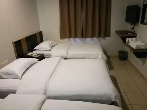 Üç Kişilik Oda