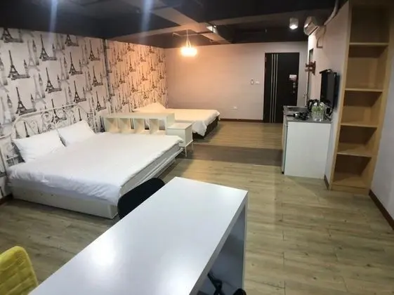 Standard Dört Kişilik Oda (4)